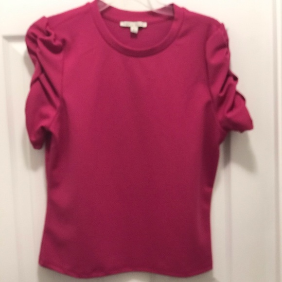 Pink top - Picture 2 of 3